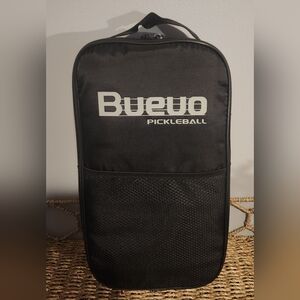 BUEUO Pickleball Set In Black Carrying Case.  2 Paddles And 4 Balls.